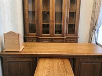 кабинет-книжный шкаф,письменный стол,витрина
