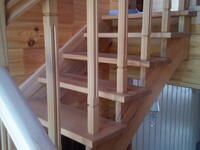 лестница со встроенным шкафом в Солнечном